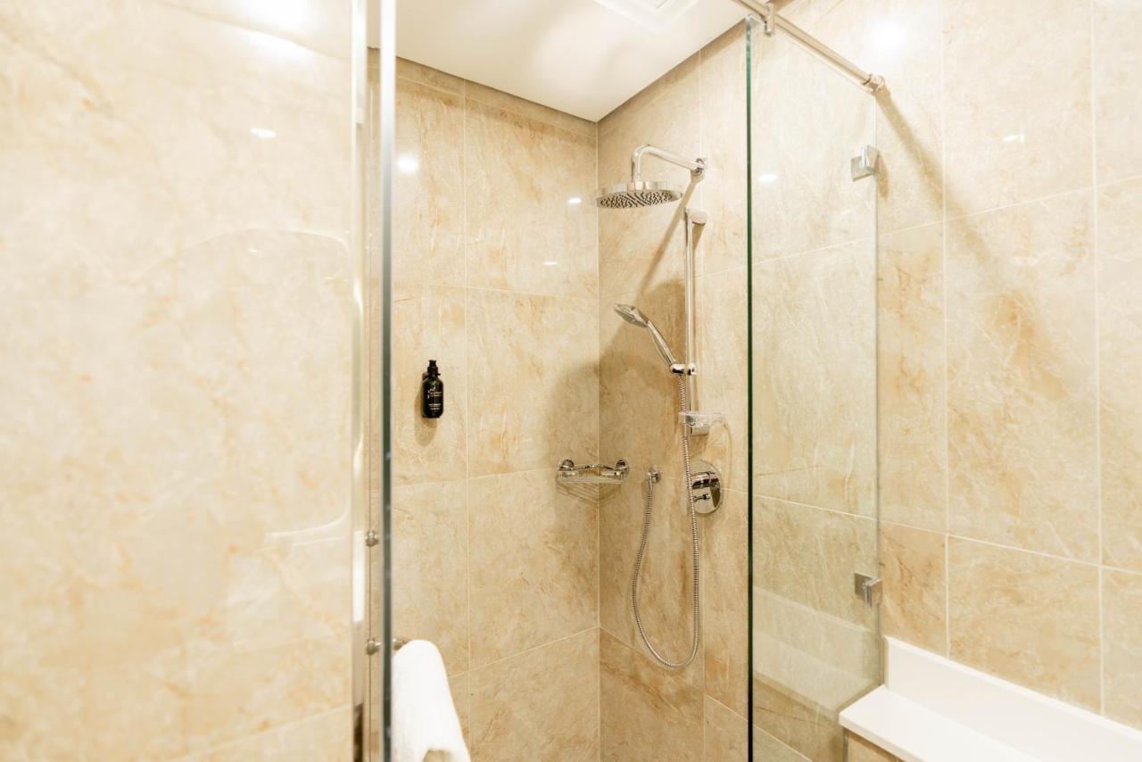 דובאי Resivation Hotel מראה חיצוני תמונה